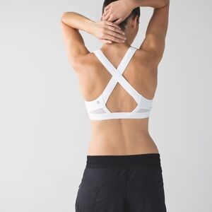 Lululemon Run: Stuff Your Bra II White